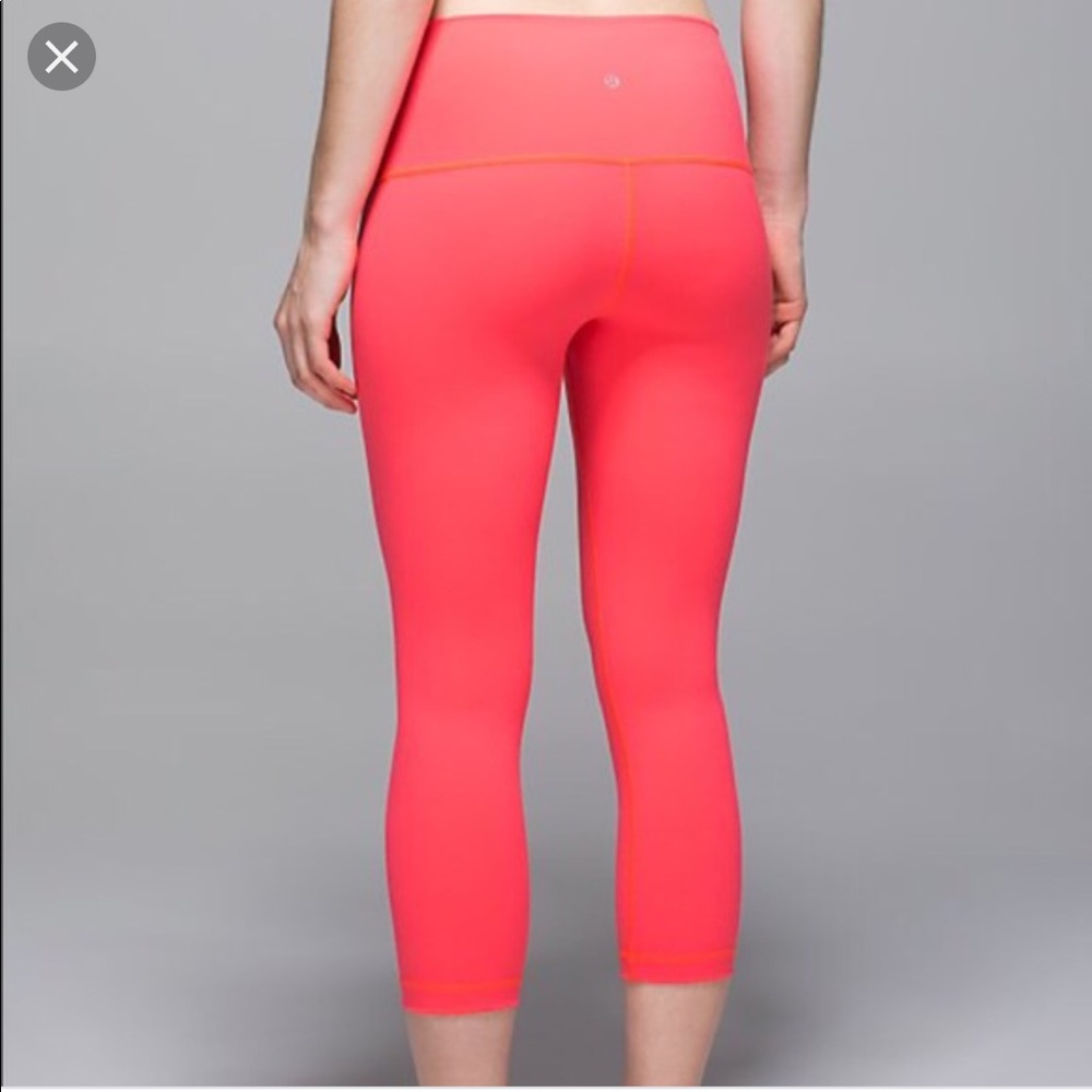 Lululemon WU high rise fold over crops